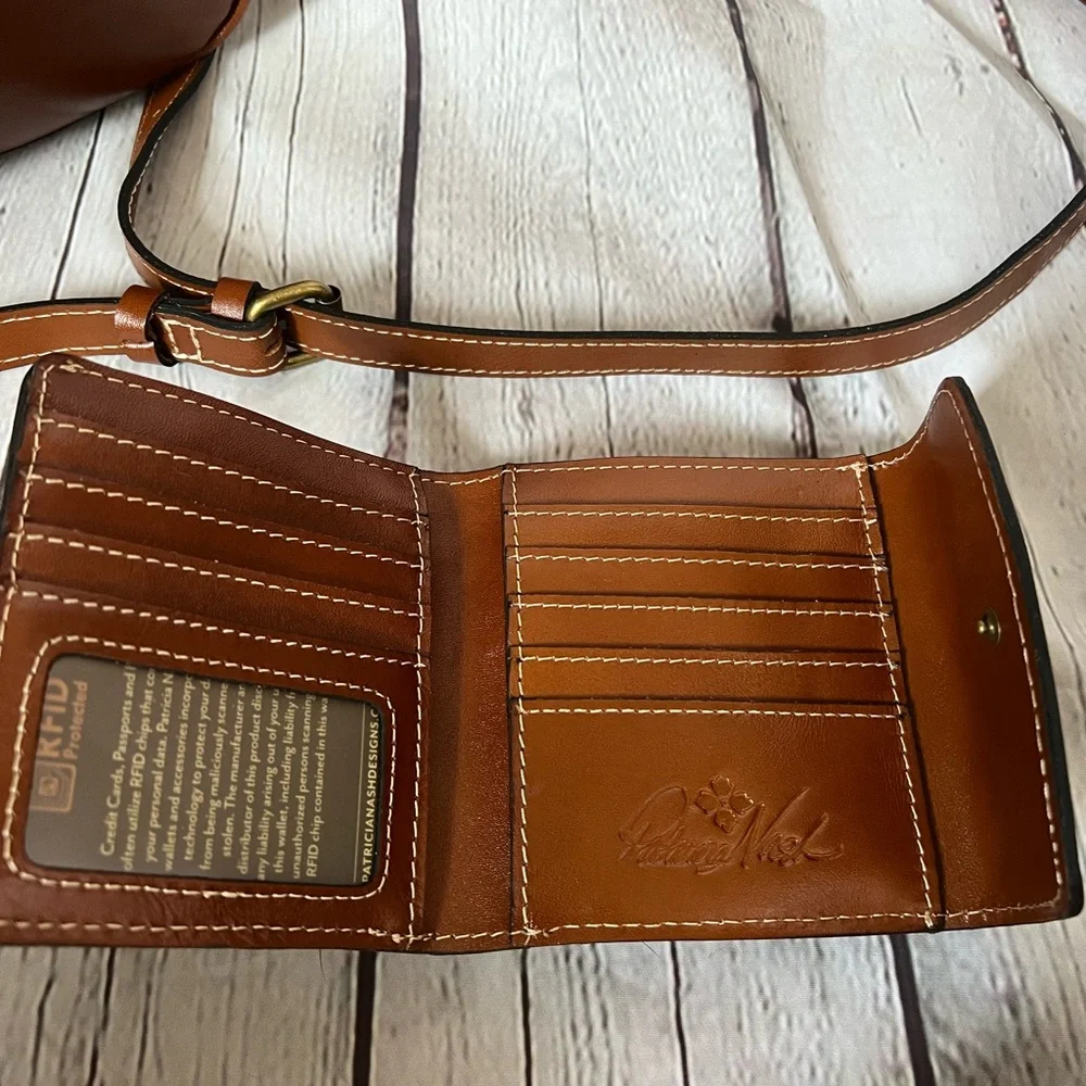 PATRICIA NASH TOOLED SATCHEL & WALLET